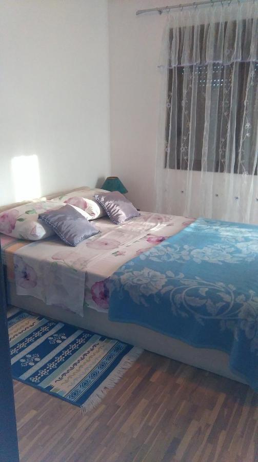 Kvarik Appartement Rijeka Buitenkant foto